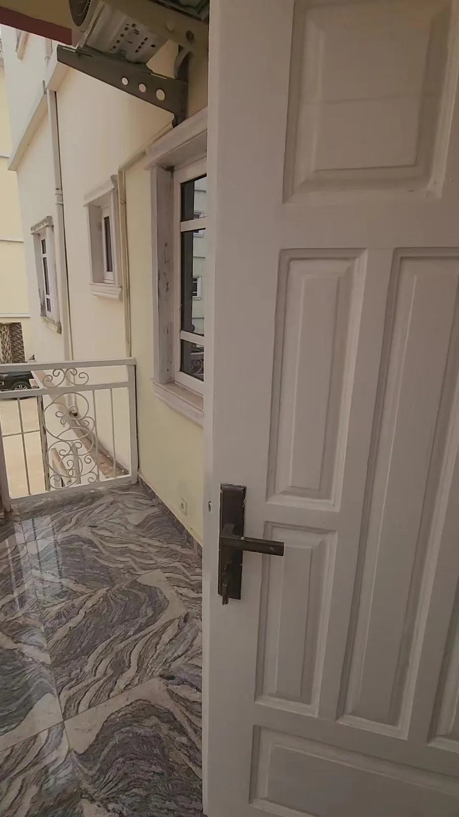 Appartement première main à louer – Angondjé Avorbam · Akanda