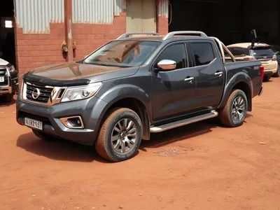 Nissan Navara double cabine 2014 · Owendo