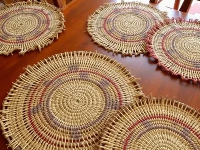 Nappes en raphia tissé du Gabon · Lambaréné