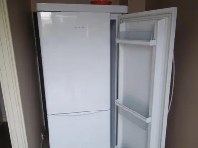 Congélateur armoire 250 litres · Port-Gentil