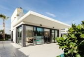 Elegant Whitestone Villa: Where Modernity Meets Tranquility